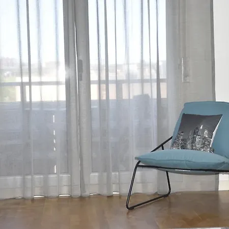 City Living 1Br In Expo Center Гостевой дом Лиссабон