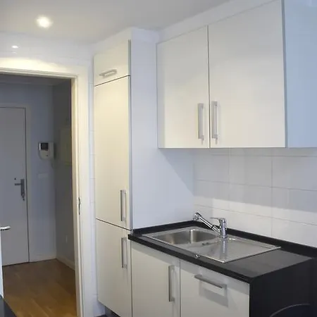 Konukevi City Living 1Br In Expo Center 4*